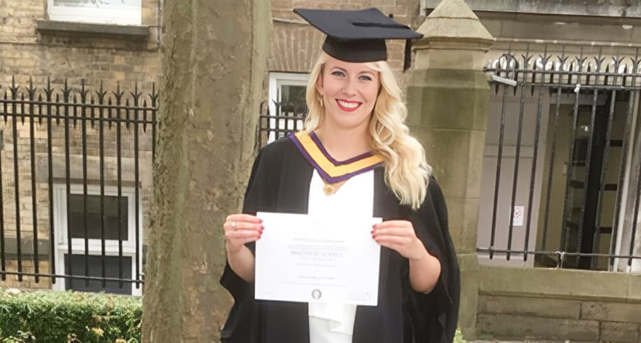 Dentist Jane Gosney graduates from the University of Manchester with a distinction!