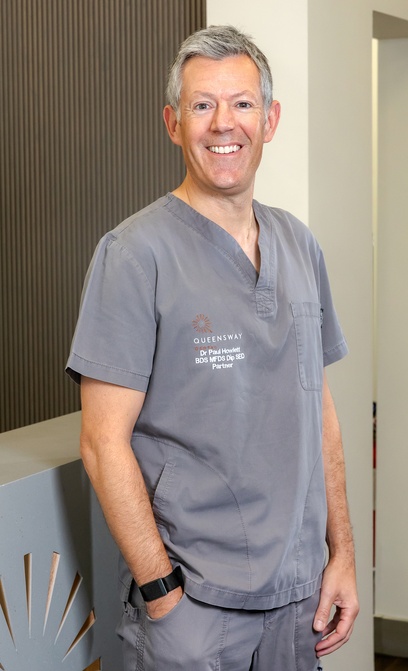 Dr Paul Howlett Dr Paul Howlett